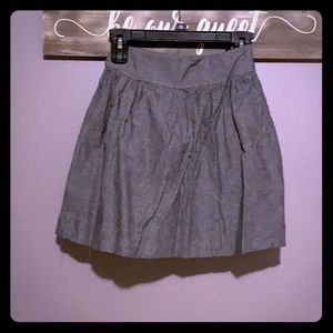 Fluffy gray skirt with pockets!